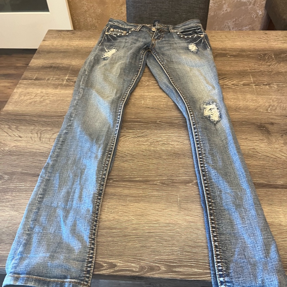 Request distressed decorated blue jeans pants - Picture 9 of 10